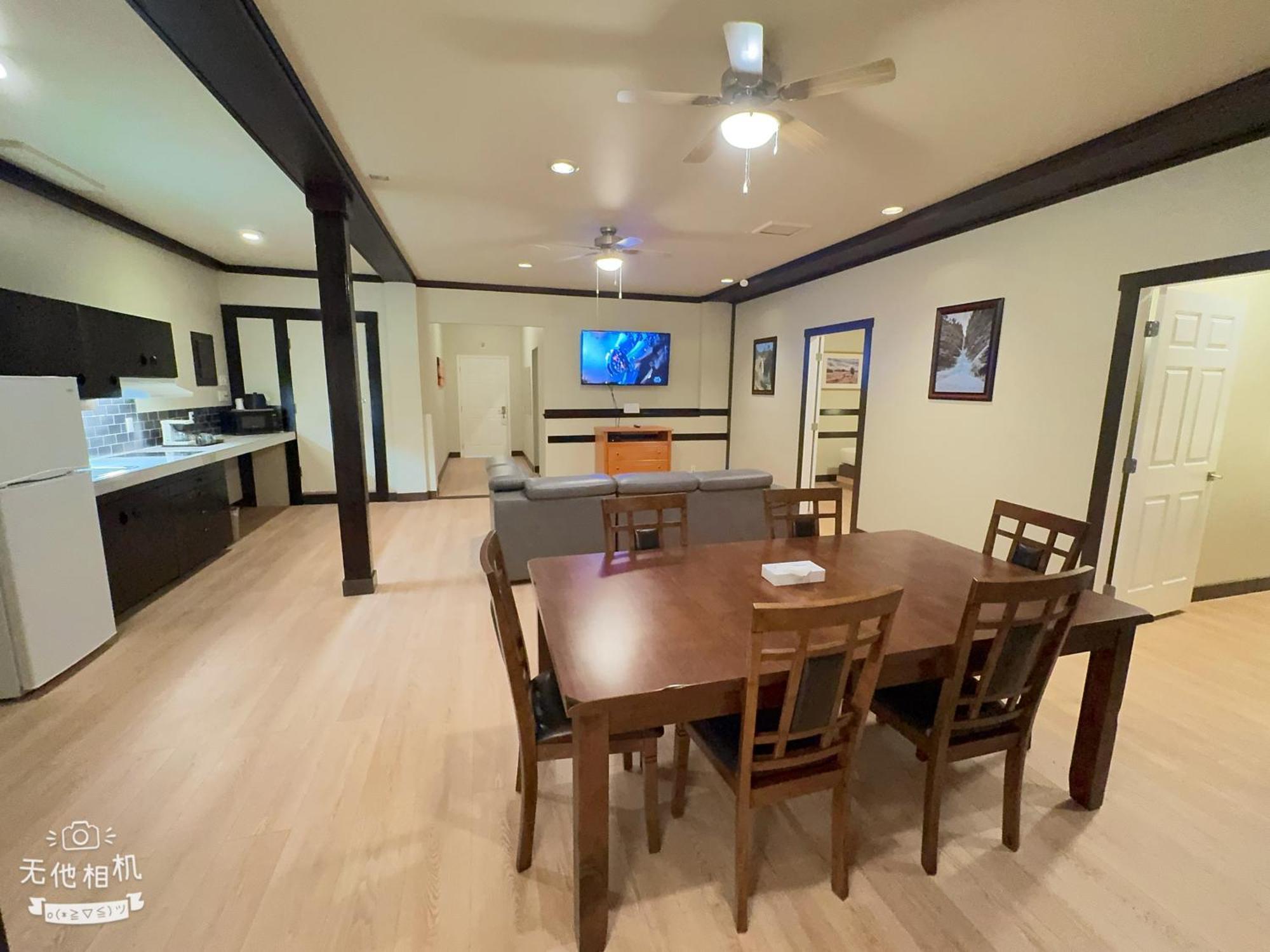 Wells Gray Inn Clearwater Exterior foto
